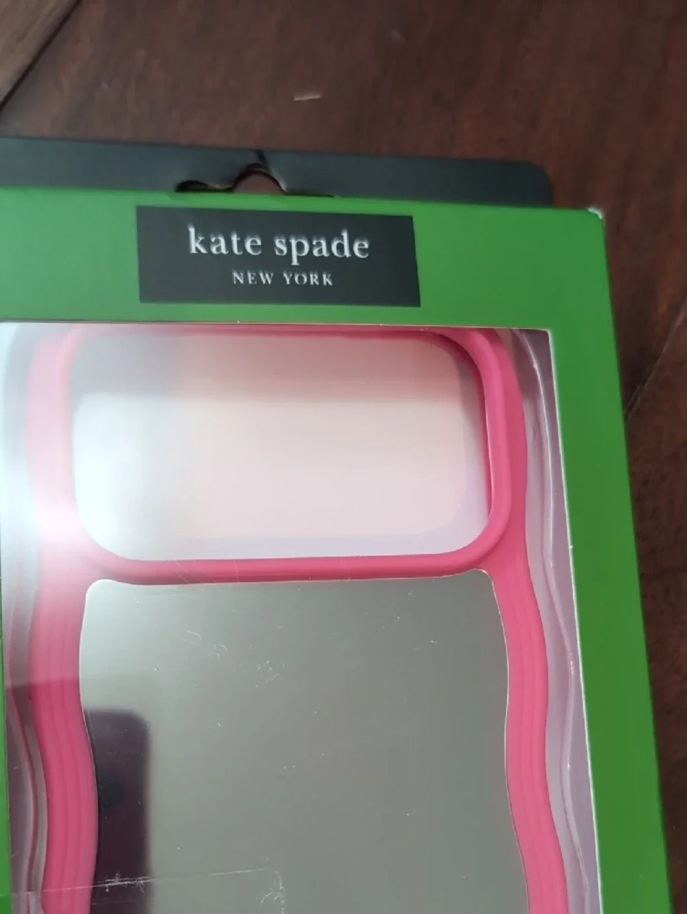 kate spade New York Pink Wavy Case for iPhone 17 Pro Max